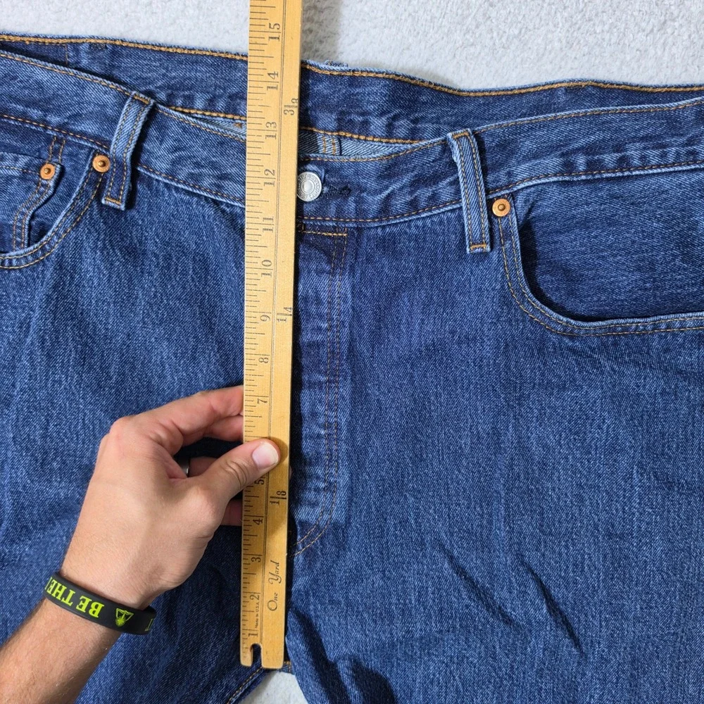Levi's 501 Original Mens 40/32 Jeans Blue Straight Leg Button Fly Classic Fit